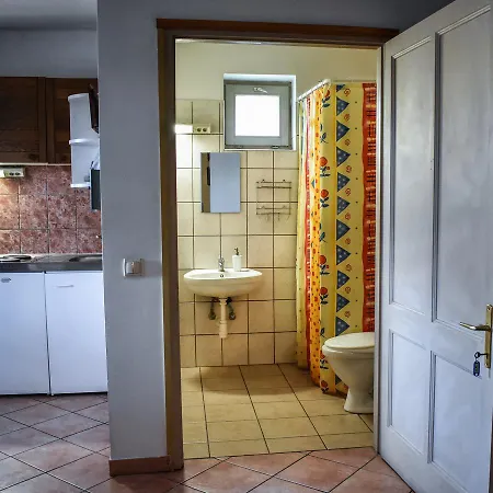 Eszti Mama Vendeghaza Apartment Cserkeszolo Exterior photo